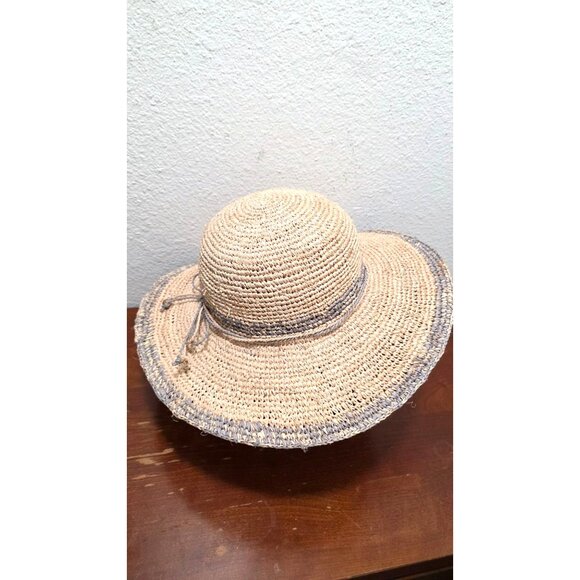 Wallaroo Women's Natural & Gray Raffia Sun Hat Wide Brim & Adjustable Fit - Picture 2 of 8